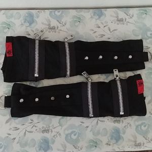 Tripp Gloves Arm Warmers